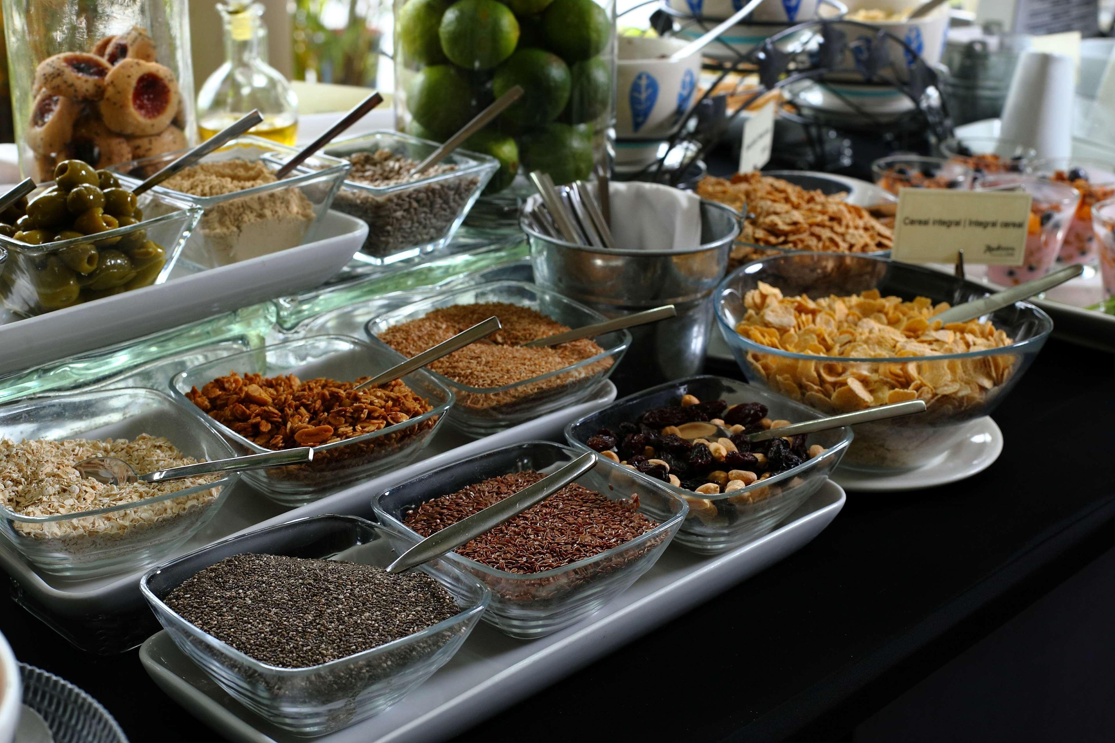 Radisson Hotel Plaza Del Bosque 리마 외부 사진
